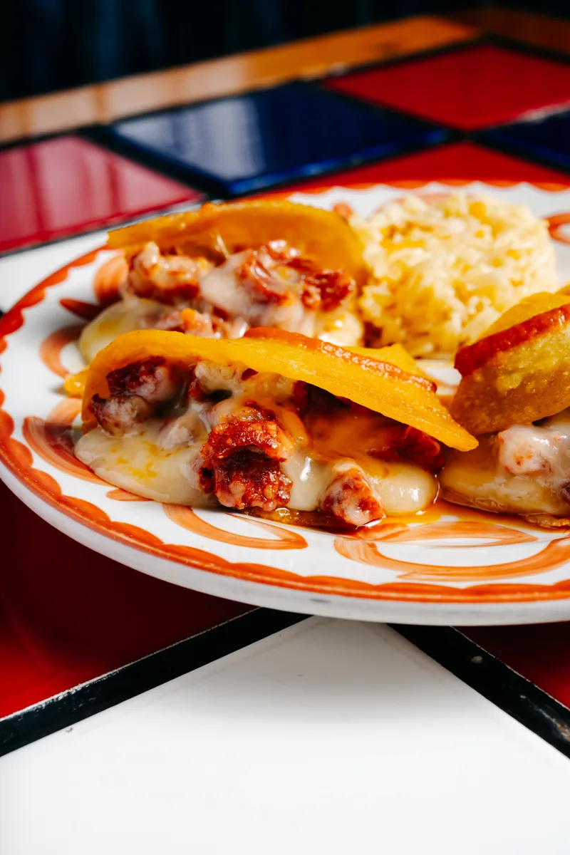 Choriqueso con Maíz